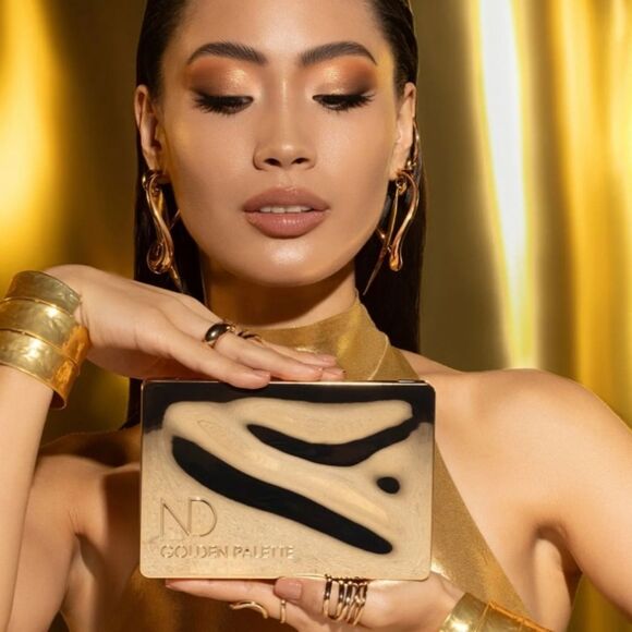 Natasha Deona Golden Eyeshadow Palette - Picture 7 of 12